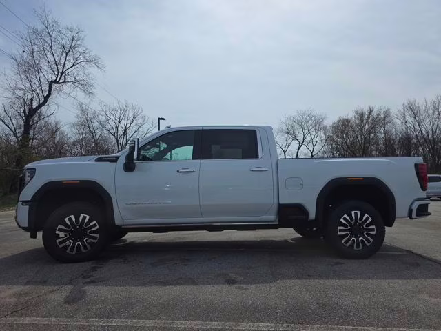 2026 Glacier White Tricoat GMC Sierra 2500HD Denali Ultimate 4X4 Truck