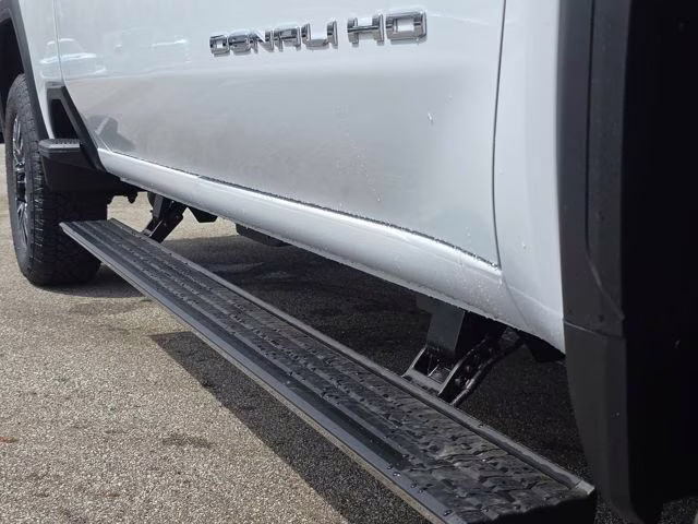 2026 Glacier White Tricoat GMC Sierra 2500HD Denali Ultimate 4X4 Truck