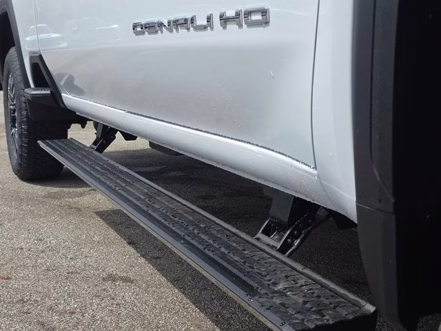 2026 Glacier White Tricoat GMC Sierra 2500HD Denali Ultimate 4X4 Truck