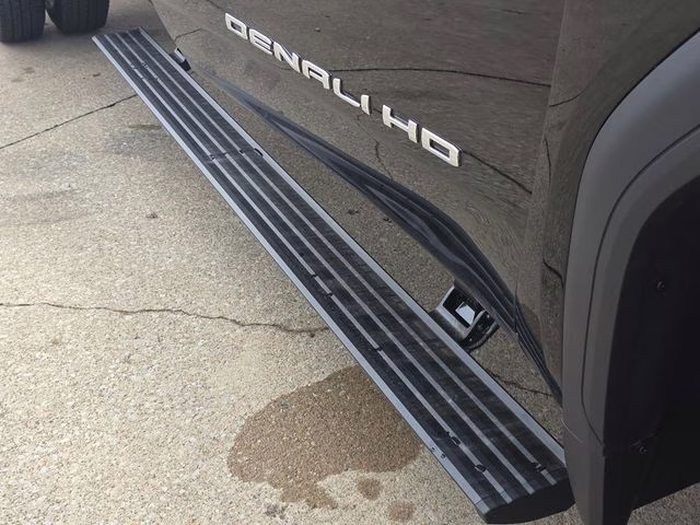 2026 Onyx Black GMC Sierra 3500HD Denali Ultimate 4X4 Truck