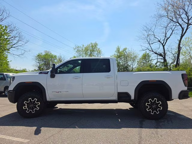 2026 Summit White GMC Sierra 2500HD AT4X 4X4 Truck