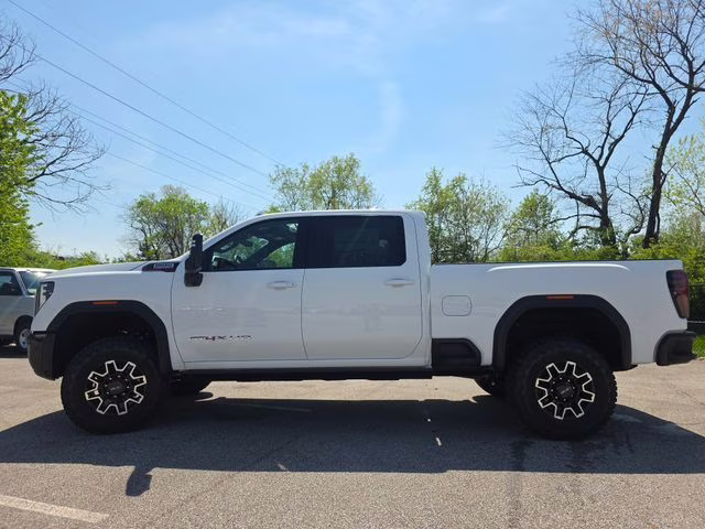 2026 Summit White GMC Sierra 2500HD AT4X 4X4 Truck
