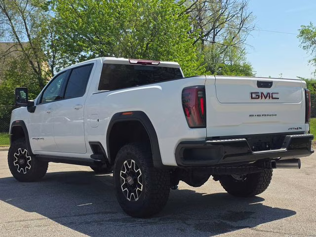 2026 Summit White GMC Sierra 2500HD AT4X 4X4 Truck