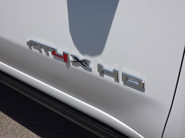 2026 Summit White GMC Sierra 2500HD AT4X 4X4 Truck