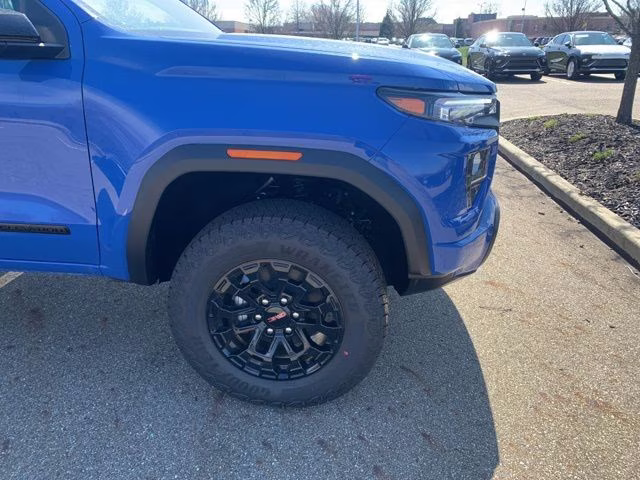 2026 Rapids Metallic GMC Canyon Elevation 4X4 Truck