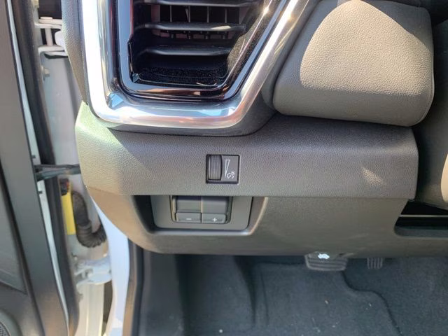 2026 Summit White GMC Canyon Elevation 4X4 Truck