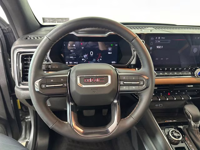 2026 Sterling Metallic GMC Canyon AT4 4X4 Truck