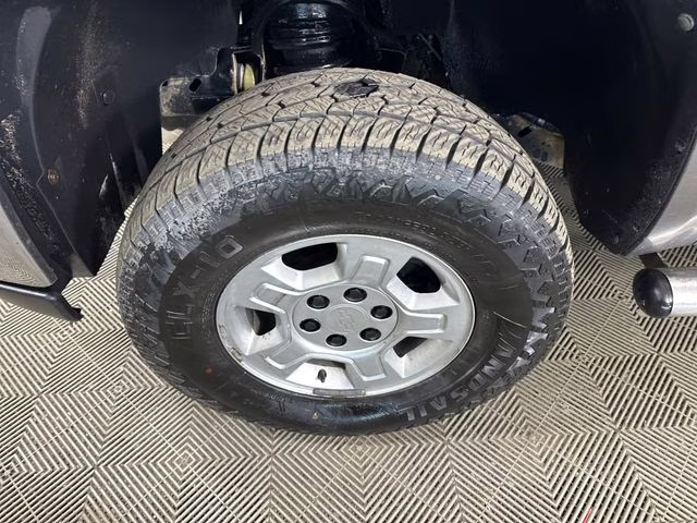 2011 Mocha Steel Metallic GMC Sierra 1500 SLE 4X4 Truck