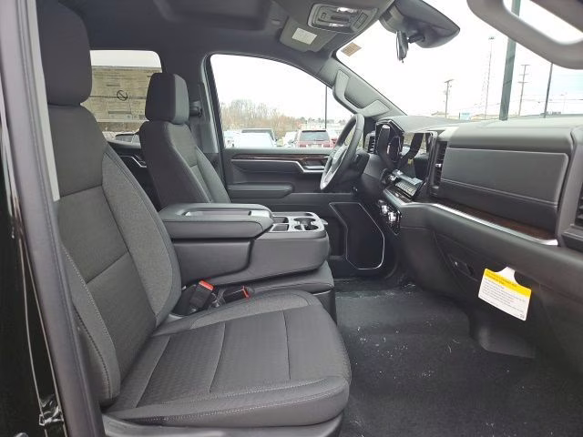 2026 Onyx Black GMC Sierra 1500 SLE 4X4 Truck