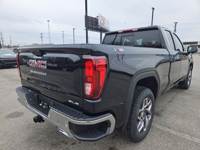 2026 Onyx Black GMC Sierra 1500 SLE 4X4 Truck
