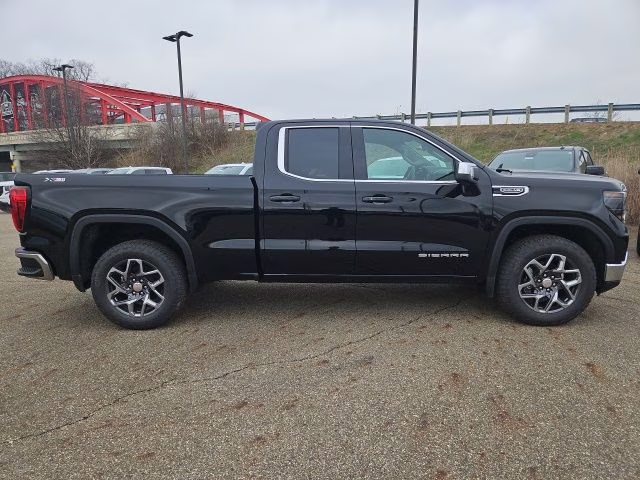 2026 Onyx Black GMC Sierra 1500 SLE 4X4 Truck