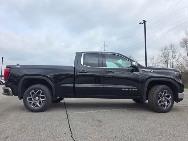 2026 Onyx Black GMC Sierra 1500 SLE 4X4 Truck