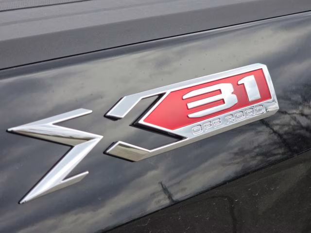 2026 Onyx Black GMC Sierra 1500 SLE 4X4 Truck