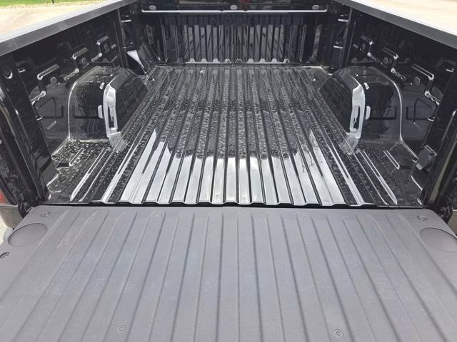 2026 Onyx Black GMC Sierra 1500 SLE 4X4 Truck