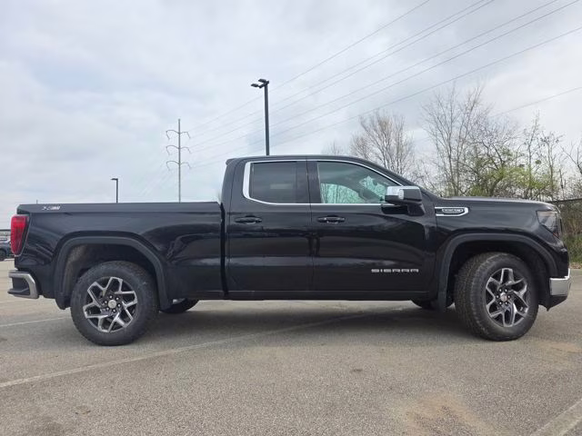 2026 Onyx Black GMC Sierra 1500 SLE 4X4 Truck