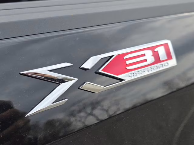 2026 Onyx Black GMC Sierra 1500 SLE 4X4 Truck