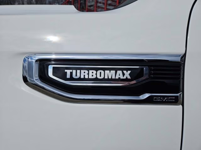 2026 Summit White GMC Sierra 1500 SLE 4X4 Truck