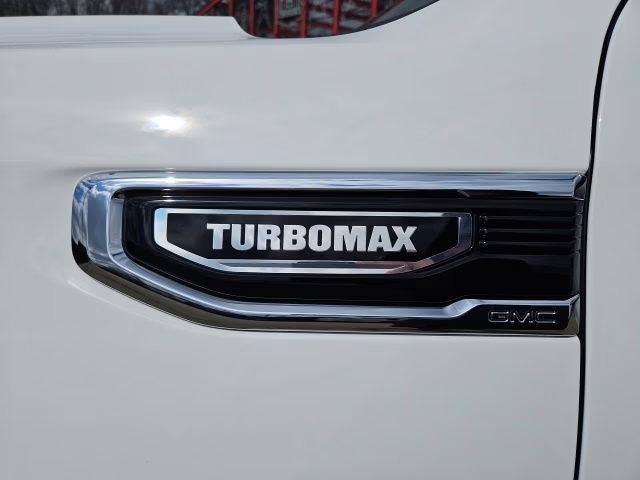 2026 Summit White GMC Sierra 1500 SLE 4X4 Truck