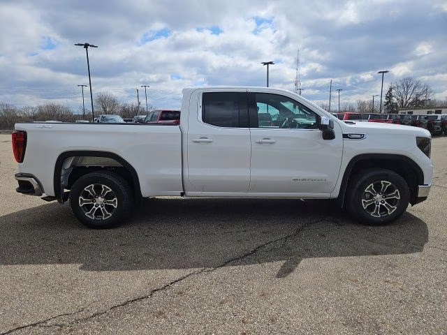 2026 Summit White GMC Sierra 1500 SLE 4X4 Truck