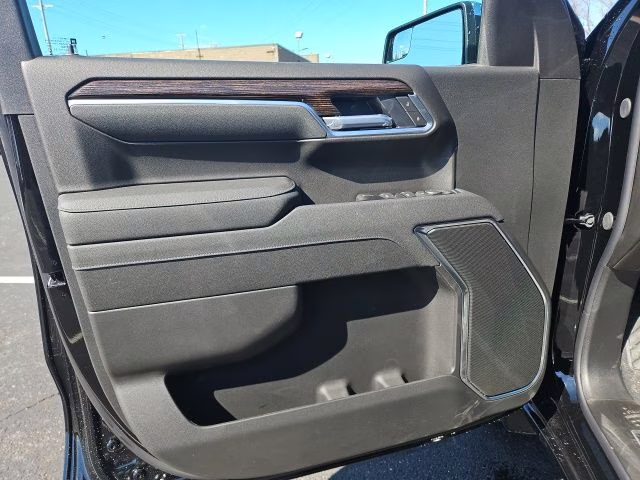 2026 Onyx Black GMC Sierra 1500 SLE 4X4 Truck