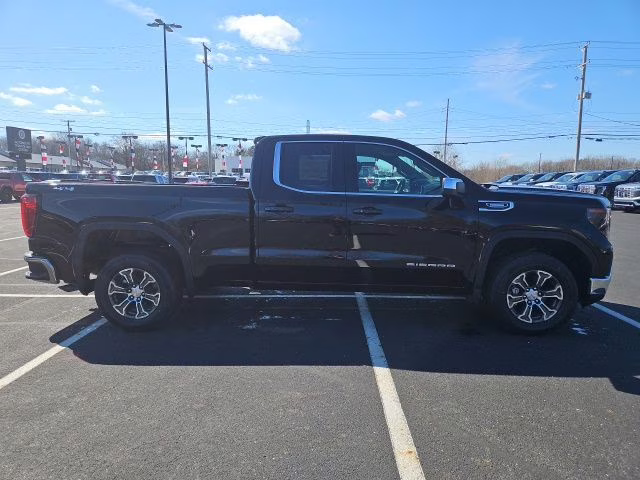 2026 Onyx Black GMC Sierra 1500 SLE 4X4 Truck