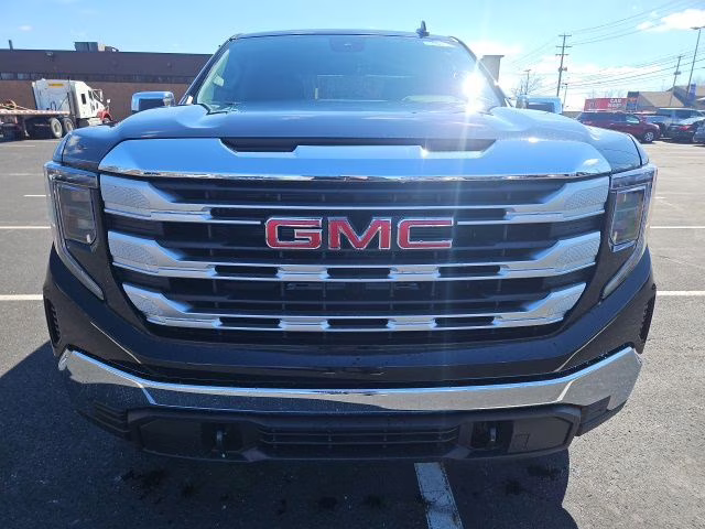 2026 Onyx Black GMC Sierra 1500 SLE 4X4 Truck