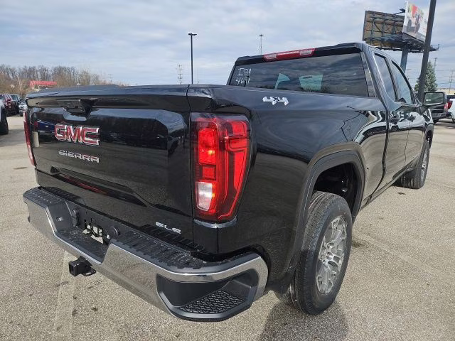 2026 Onyx Black GMC Sierra 1500 SLE 4X4 Truck