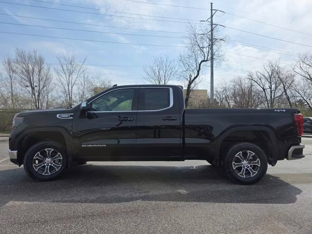 2026 Onyx Black GMC Sierra 1500 SLE 4X4 Truck