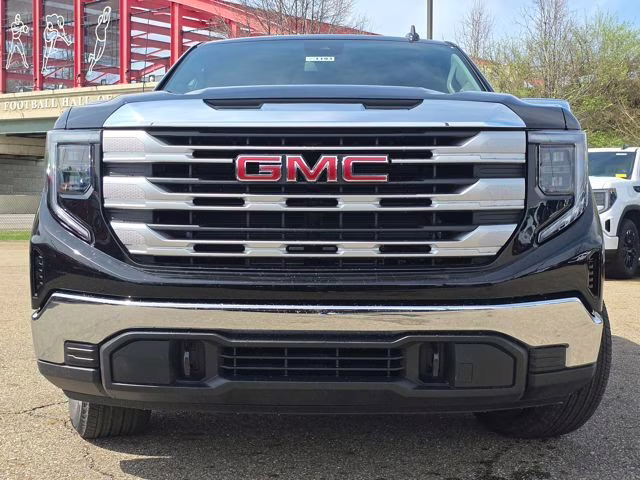 2026 Onyx Black GMC Sierra 1500 SLE 4X4 Truck