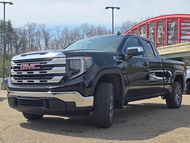 2026 Onyx Black GMC Sierra 1500 SLE 4X4 Truck