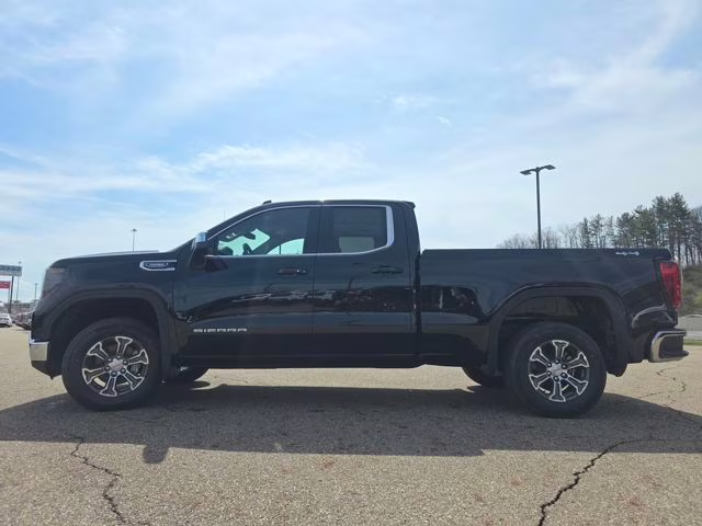 2026 Onyx Black GMC Sierra 1500 SLE 4X4 Truck