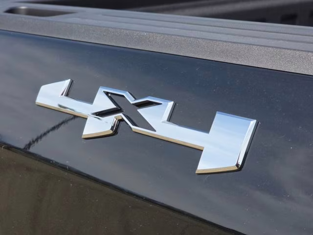 2026 Onyx Black GMC Sierra 1500 SLE 4X4 Truck
