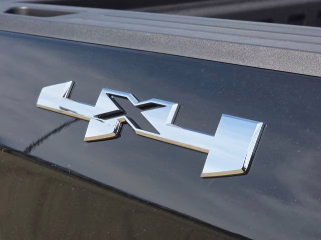 2026 Onyx Black GMC Sierra 1500 SLE 4X4 Truck
