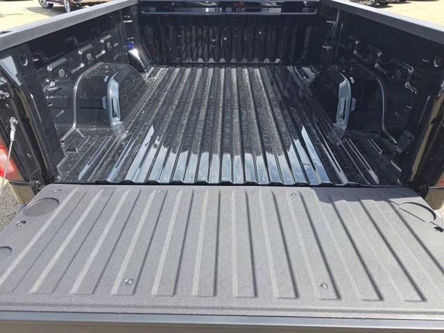 2026 Onyx Black GMC Sierra 1500 SLE 4X4 Truck