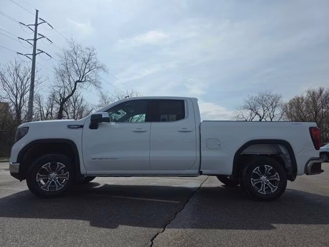 2026 Summit White GMC Sierra 1500 SLE 4X4 Truck