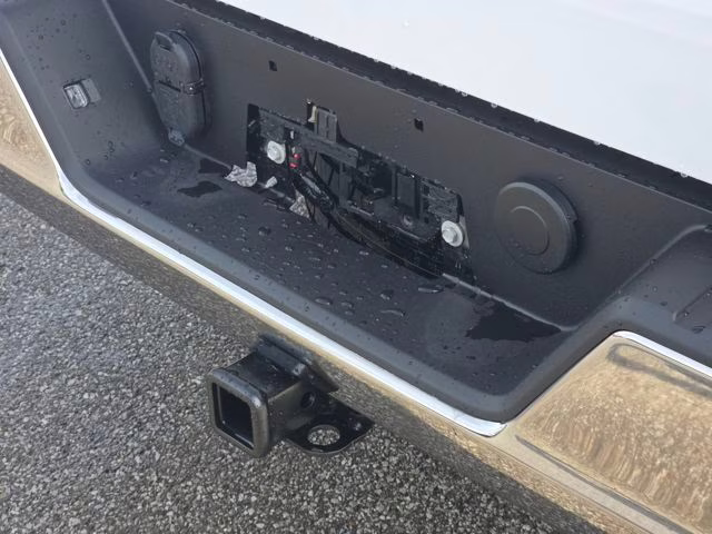 2026 Summit White GMC Sierra 1500 SLE 4X4 Truck