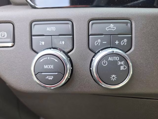 2026 Summit White GMC Sierra 1500 SLE 4X4 Truck