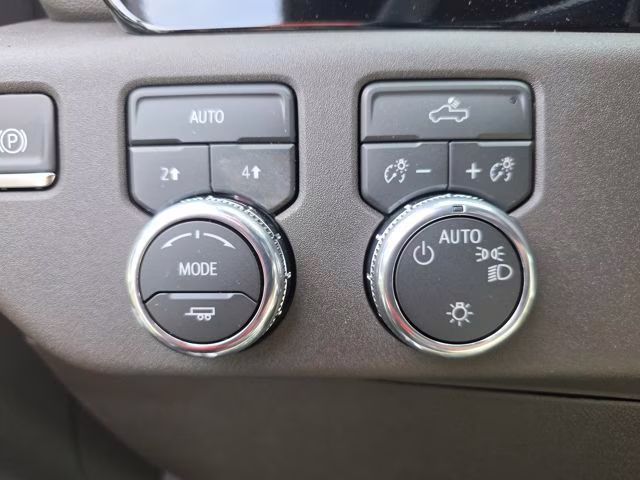 2026 Summit White GMC Sierra 1500 SLE 4X4 Truck