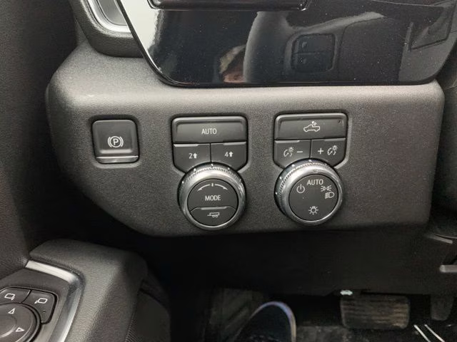 2026 Sterling Metallic GMC Sierra 1500 SLE 4X4 Truck