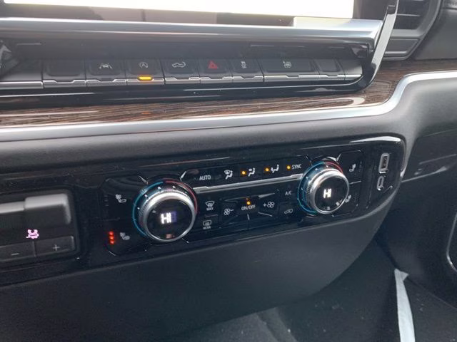 2026 Sterling Metallic GMC Sierra 1500 SLE 4X4 Truck