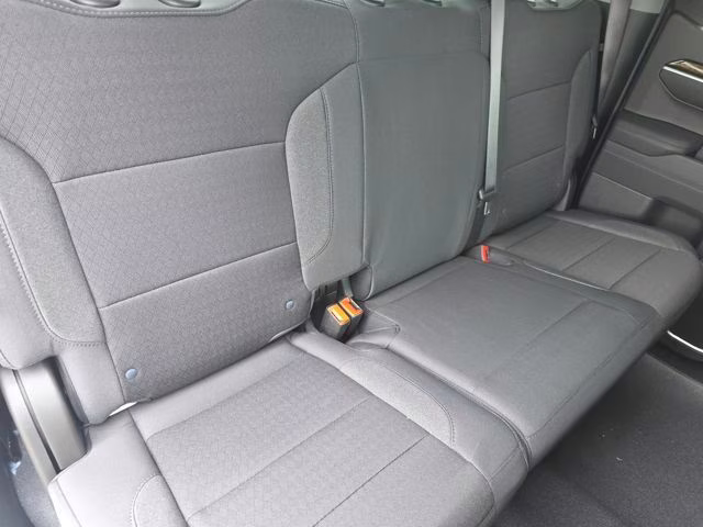 2026 Summit White GMC Sierra 1500 SLE 4X4 Truck