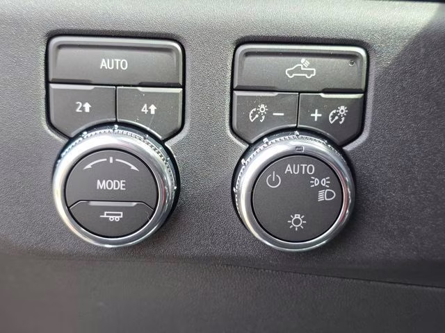 2026 Sterling Metallic GMC Sierra 1500 SLE 4X4 Truck