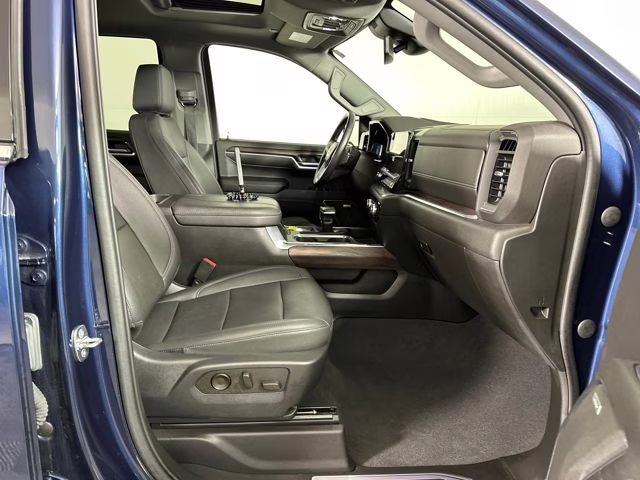 2023 Pacific Blue Metallic GMC Sierra 1500 SLT 4X4 Truck
