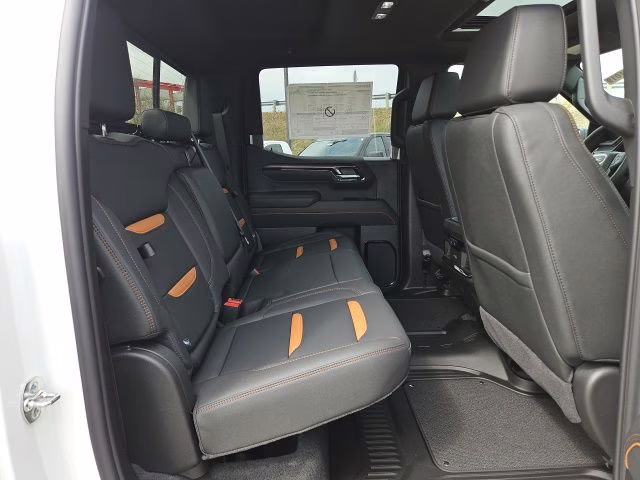 2026 Summit White GMC Sierra 1500 AT4 4X4 Truck