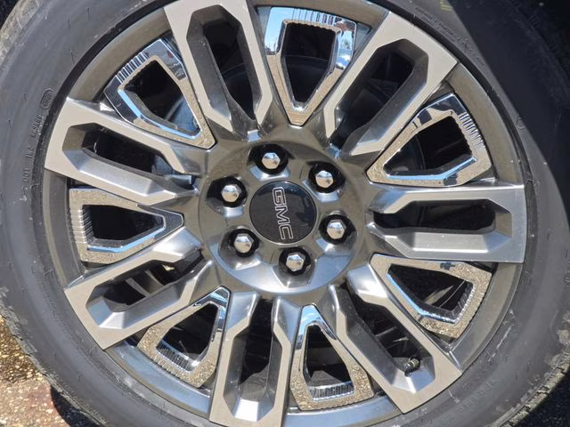 2026 Glacier White Tricoat GMC Sierra 1500 Denali Ultimate 4X4 Truck