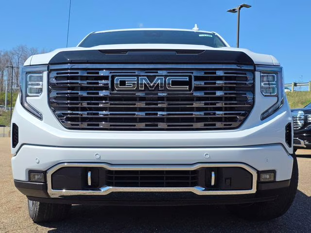 2026 Glacier White Tricoat GMC Sierra 1500 Denali Ultimate 4X4 Truck