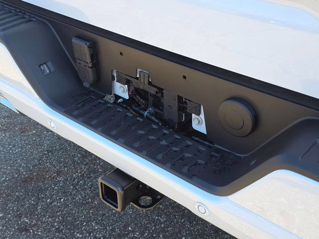 2026 Glacier White Tricoat GMC Sierra 1500 Denali Ultimate 4X4 Truck