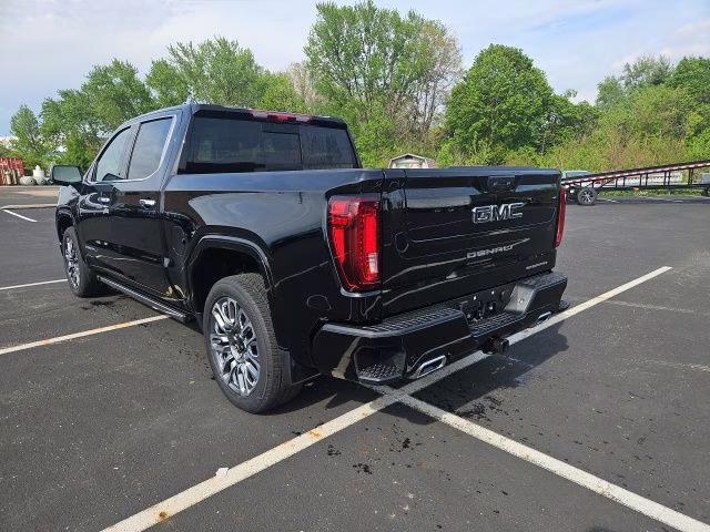 2025 Onyx Black GMC Sierra 1500 Denali Ultimate 4X4 Truck