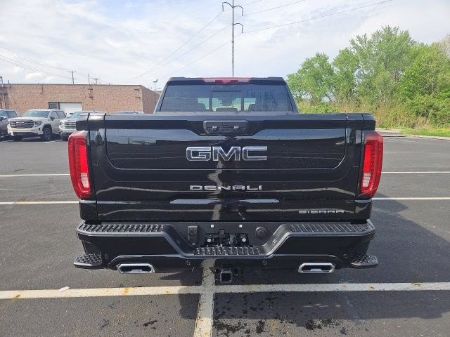 2025 Onyx Black GMC Sierra 1500 Denali Ultimate 4X4 Truck