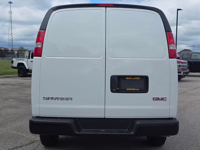 2026 Summit White GMC Savana 2500 Work Van RWD Van